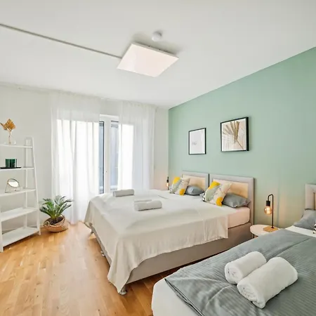 Sali Homes R4 - High-quality With Terrace * Байройт