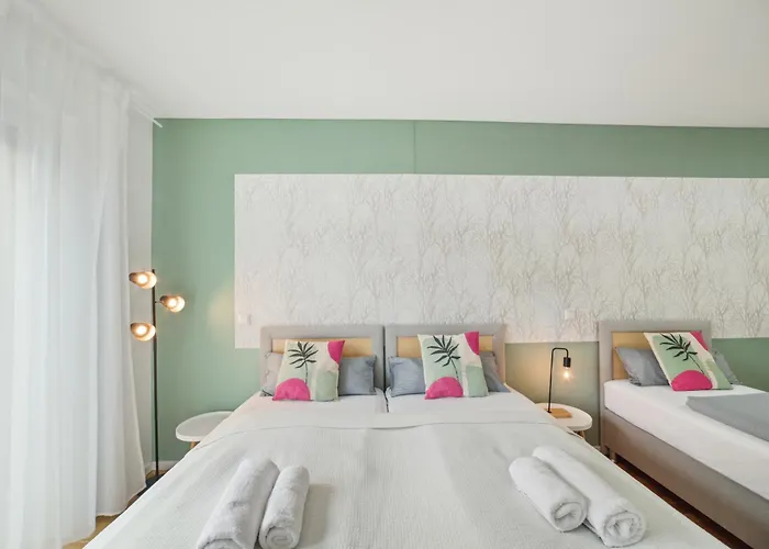 Appartement Sali Homes R4 - High-quality With Terrace Bayreuth