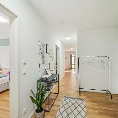 Sali Homes R4 - High-quality With Terrace Apartment *